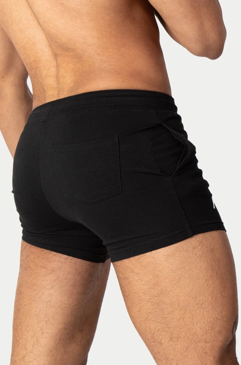 Black Vers Short